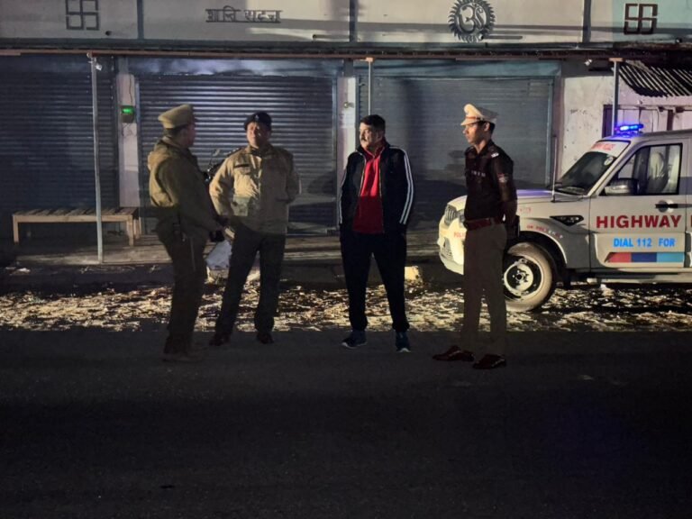 Breaking : देर रात देहात की सड़कों पर उतरे SSP अजय सिंह,  लिया चेकिंग व्यवस्था जायज़ा